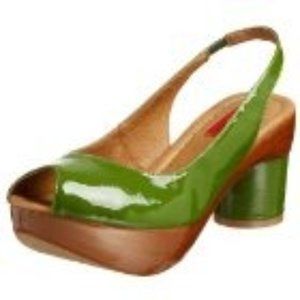 Miz Mooz Burnette in green and brown, size 10